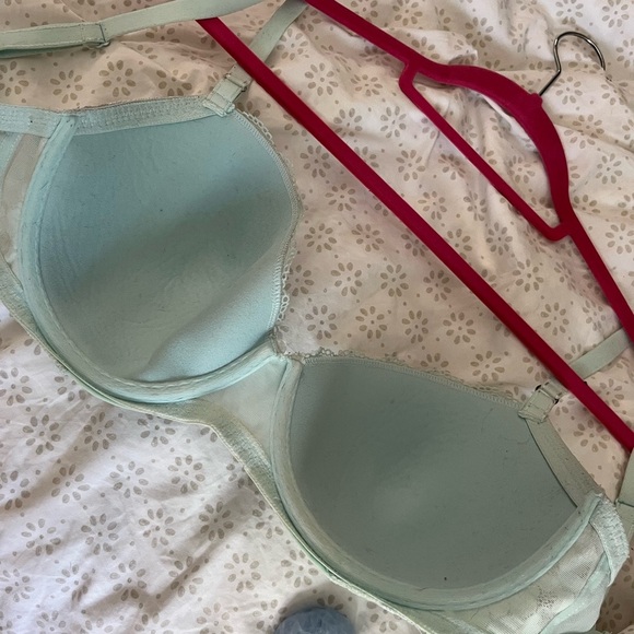 Betsey Johnson Soft Blue and White Lacey Underwire Bra 36DD - Picture 6 of 11